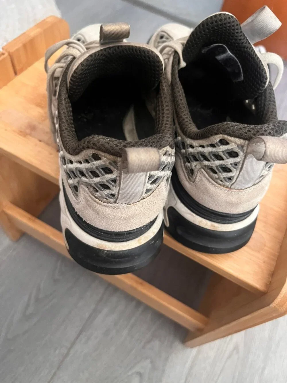 Chanel Cream colored Sneakers size 8.5